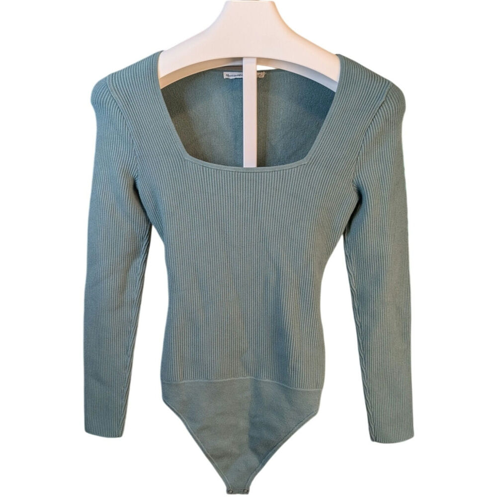 Minimalist Abercrombie & Fitch Ribbed Square Neck Long Sleeve Bodysuit Size S